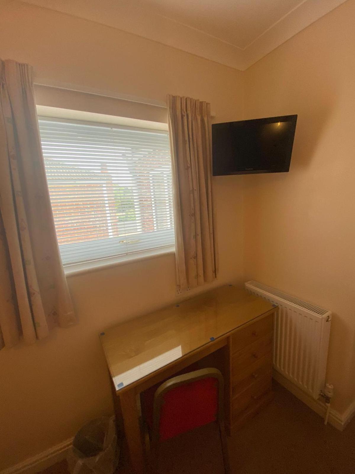 Landguard Lodge Guest House Shipley  Habitación foto
